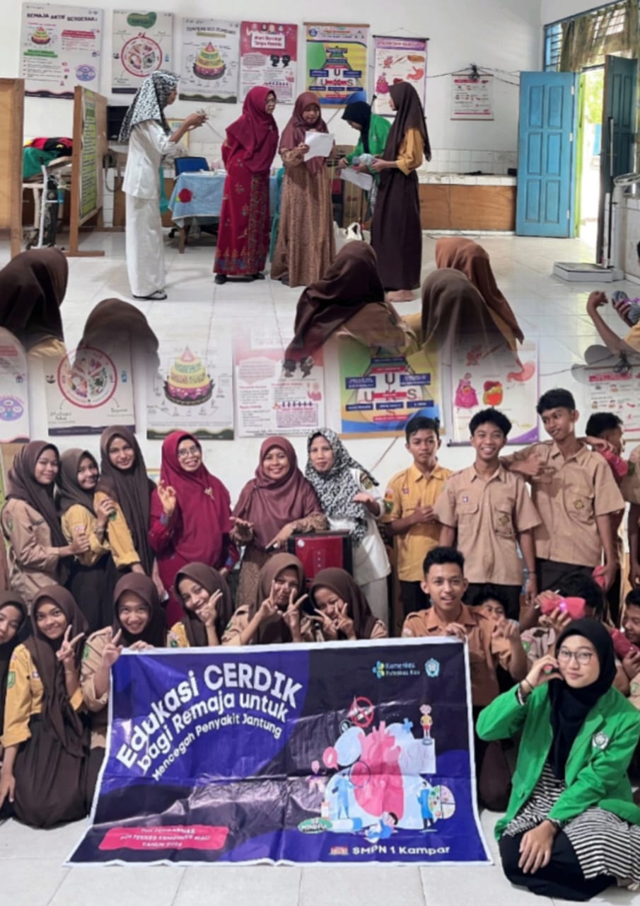 Edukasi CERDIK di SMPN 1 Kampar: Poltekkes Dorong Remaja Cegah Penyakit Jantung Sejak Dini