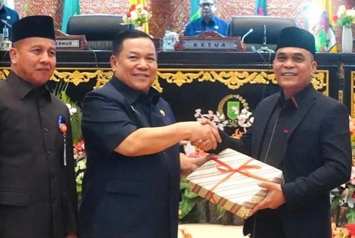Wakil Ketua DPRD Riau Parisman Ikhwan Tolak Teken APBD Riau 2026