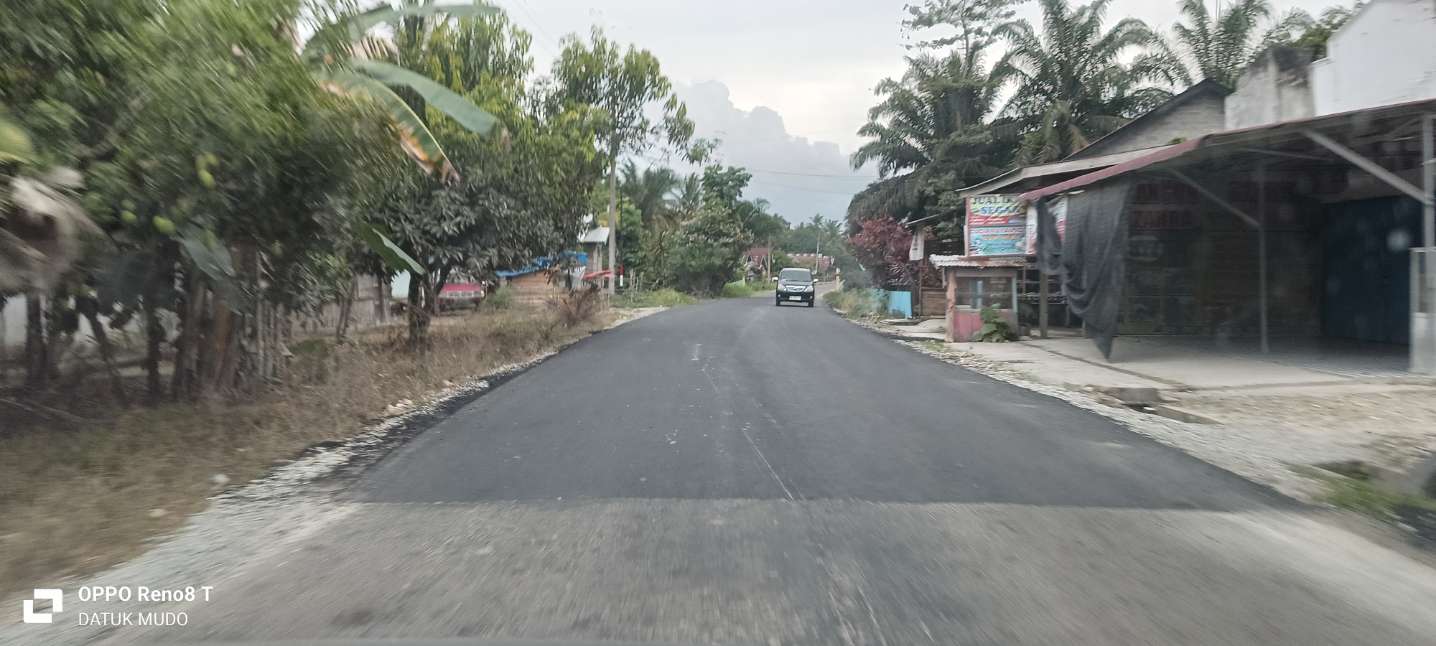 Pemkab Kuansing Perbaiki Akses Jalan 14 KM, Suhardiman Amby: Komitmen Tingkatkan Infrastruktur Hingga Pelosok